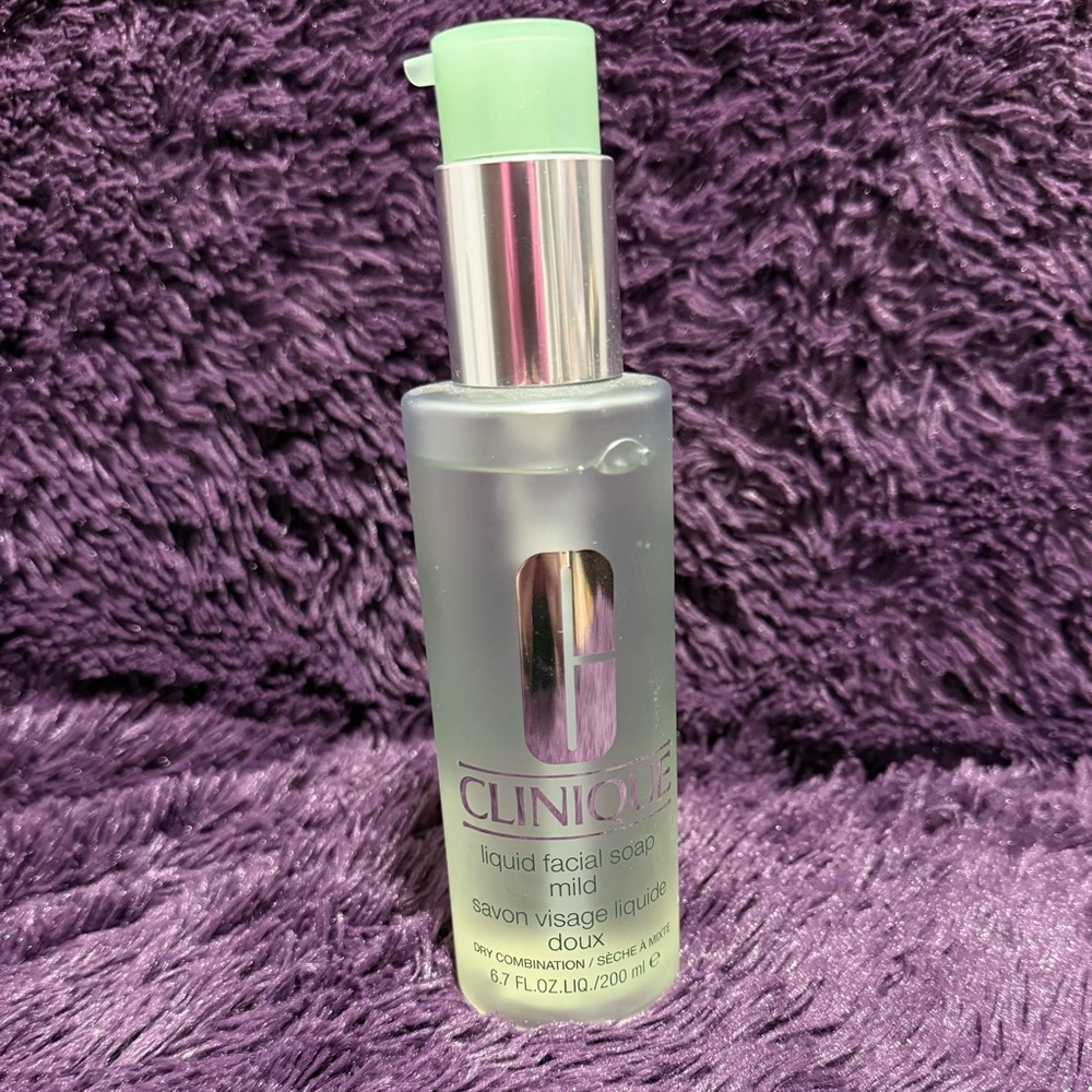 Clinique Facial Soap with Mint Green Pump